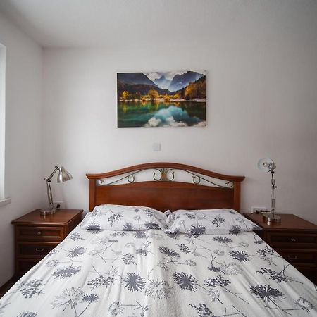 Cozy Nest In The Heart Of Kranjska Goraアパートメント エクステリア 写真